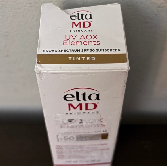 EltaMD UV AOX Elements Tinted Face Sunscreen SPF 50 Mineral 1.7oz Exp 07/2027 - Picture 3 of 9